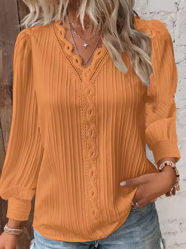 Martina – Chique blouse met V-hals