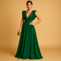 Mila | Elegante damesjurk met ruches en lange mouwen