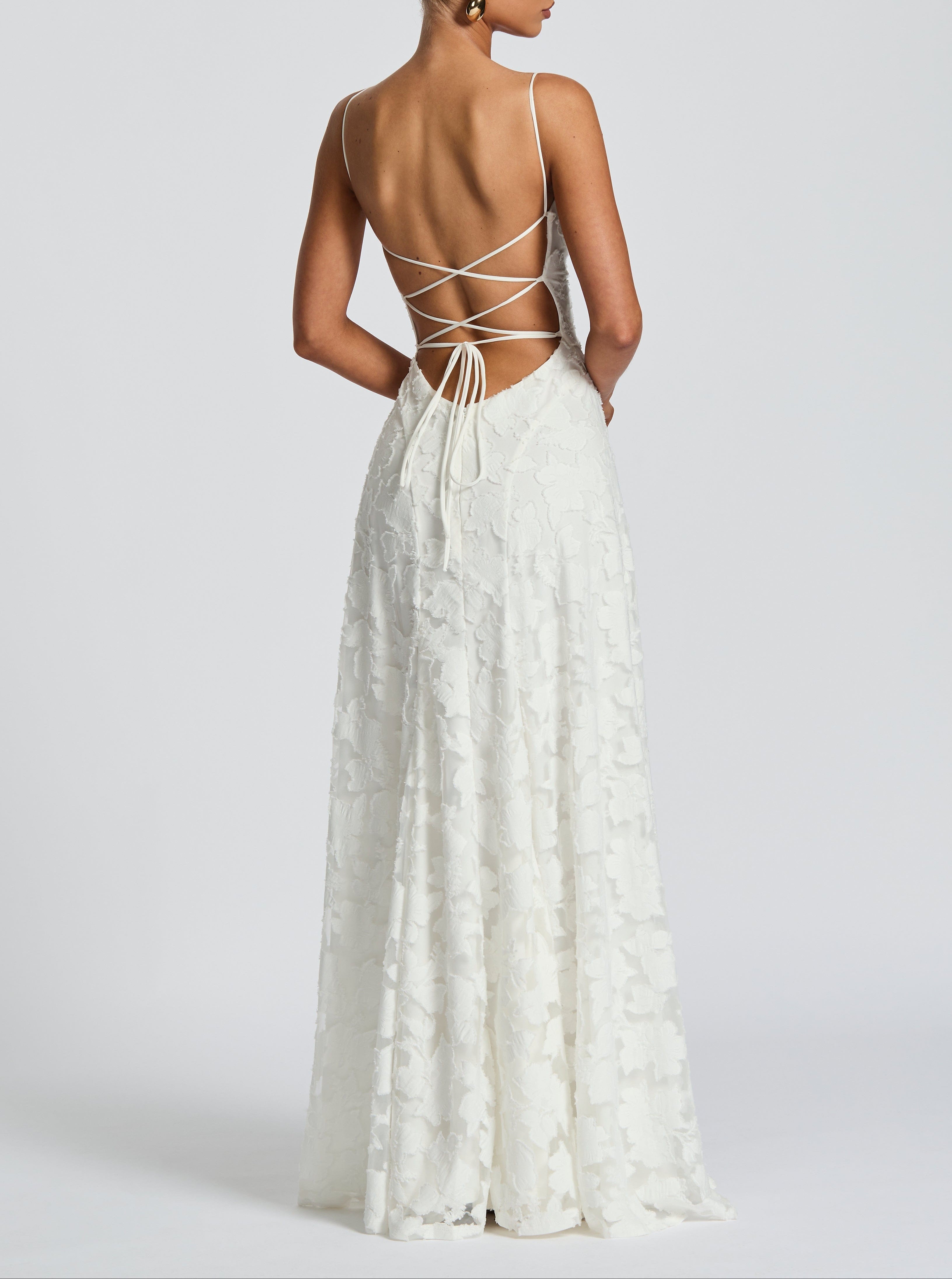 Zenviro – Vloeiende elegantie in tijdloze maxi-stijl