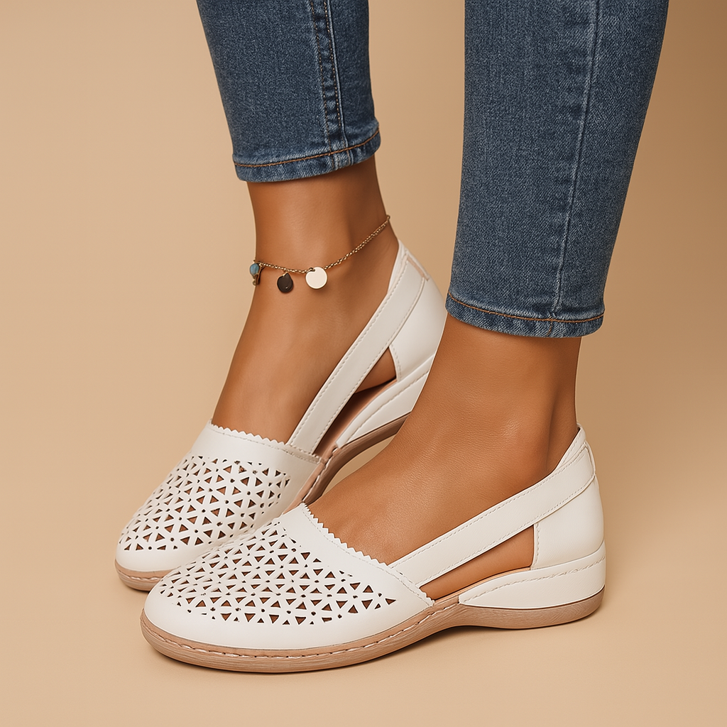 Luchtige instapschoenen met cut-outs voor dames | Elvira
