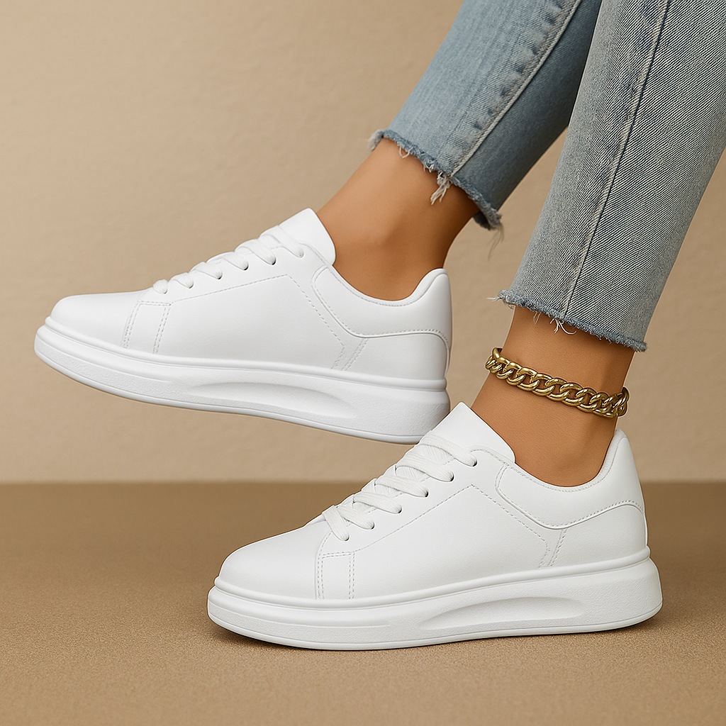 Witte sneakers met minimalistisch design voor dames | Jinte – Zenviro